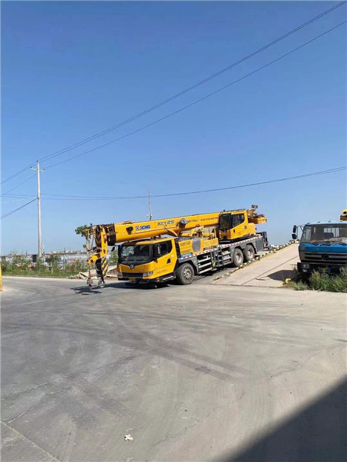 定南县吊车作业时，可能会产生哪些额外收费项目？