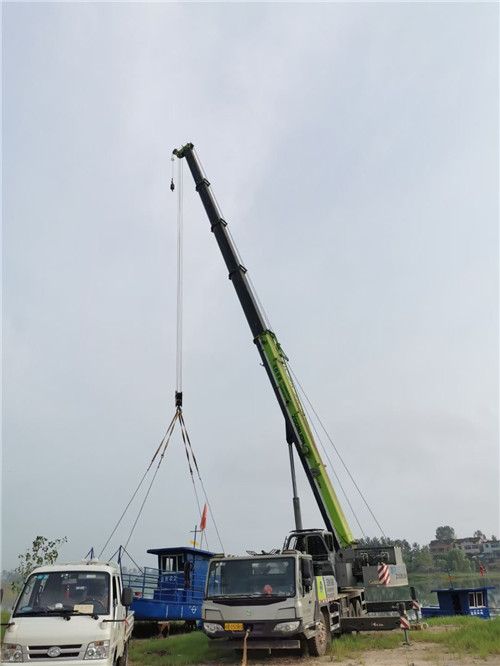 定南县桥梁建设吊装案例